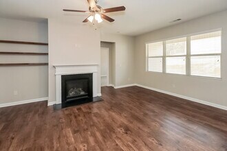 141 Ivey Meadow Dr in Dallas, GA - Foto de edificio - Building Photo