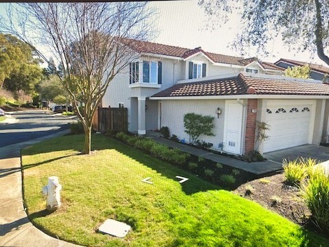 20010 Rawhide Way in Castro Valley, CA - Foto de edificio - Building Photo