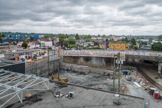 1015 E Hastings St in Vancouver, BC - Building Photo - Building Photo