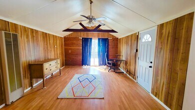 736 Santa Cruz Trail in Frazier Park, CA - Building Photo - Building Photo