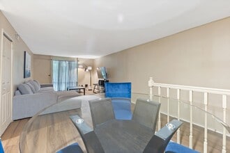 569 Wilson Bridge Dr in Oxon Hill, MD - Building Photo - Building Photo
