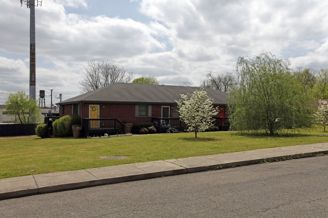 912-917 12th Ave N in Nashville, TN - Foto de edificio