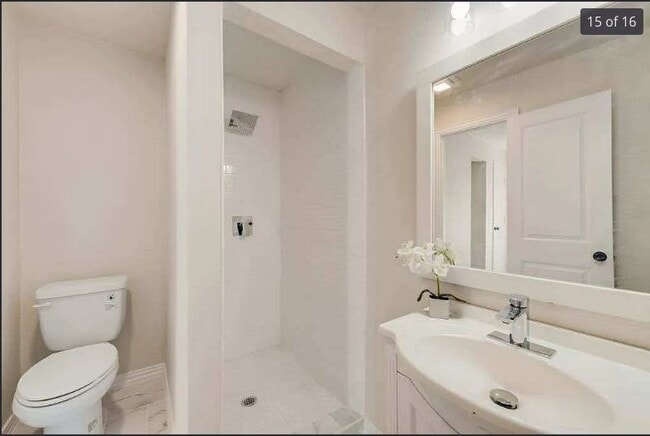 1802 Gus Thomasson Rd in Dallas, TX - Building Photo - Building Photo