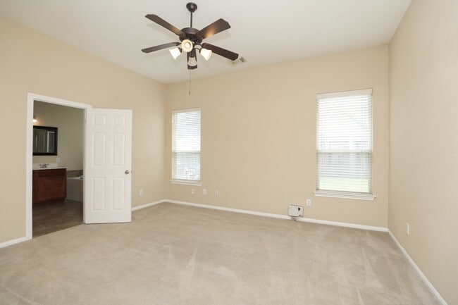 property at 11023 Heartland Grove Dr