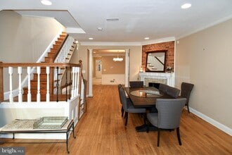 11 R St NW in Washington, DC - Building Photo - Building Photo