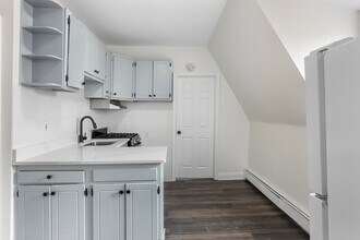 676 Chestnut St in Kearny, NJ - Building Photo - Building Photo