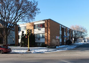 3200 Minnehaha Ave in Minneapolis, MN - Foto de edificio - Building Photo
