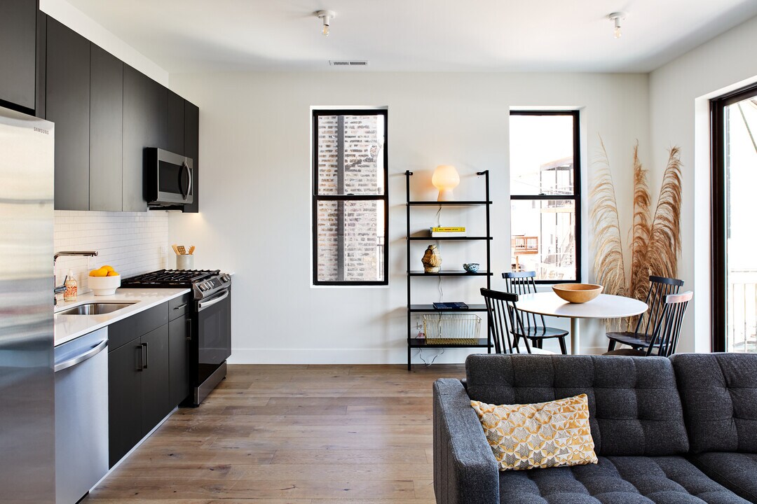 1847 N Humboldt Blvd in Chicago, IL - Building Photo