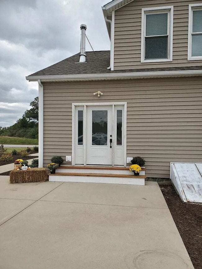 property at 5430 Floraville Rd