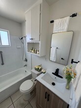 9671 Maureen Dr, Unit C in Garden Grove, CA - Building Photo - Building Photo