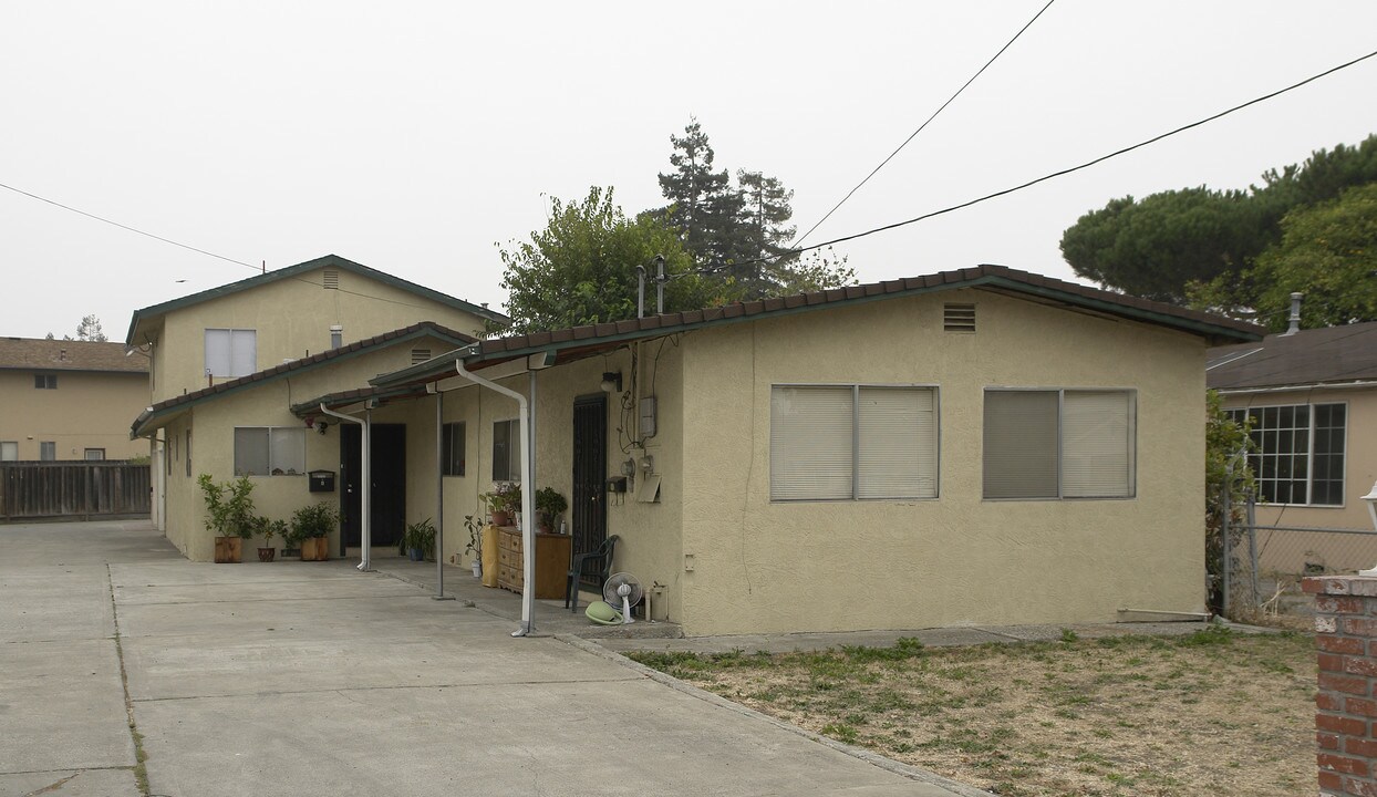 26774 Clarkford St in Hayward, CA - Building Photo