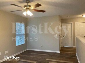 1427 Long Paw Ln in Charlotte, NC - Foto de edificio - Building Photo