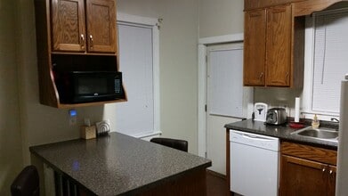104 E 10th St in Tyrone, PA - Building Photo - Building Photo