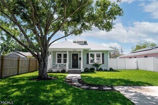 4058 39th Ave N in St. Petersburg, FL - Building Photo