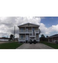 4700 Bonita Dr in New Orleans, LA - Building Photo