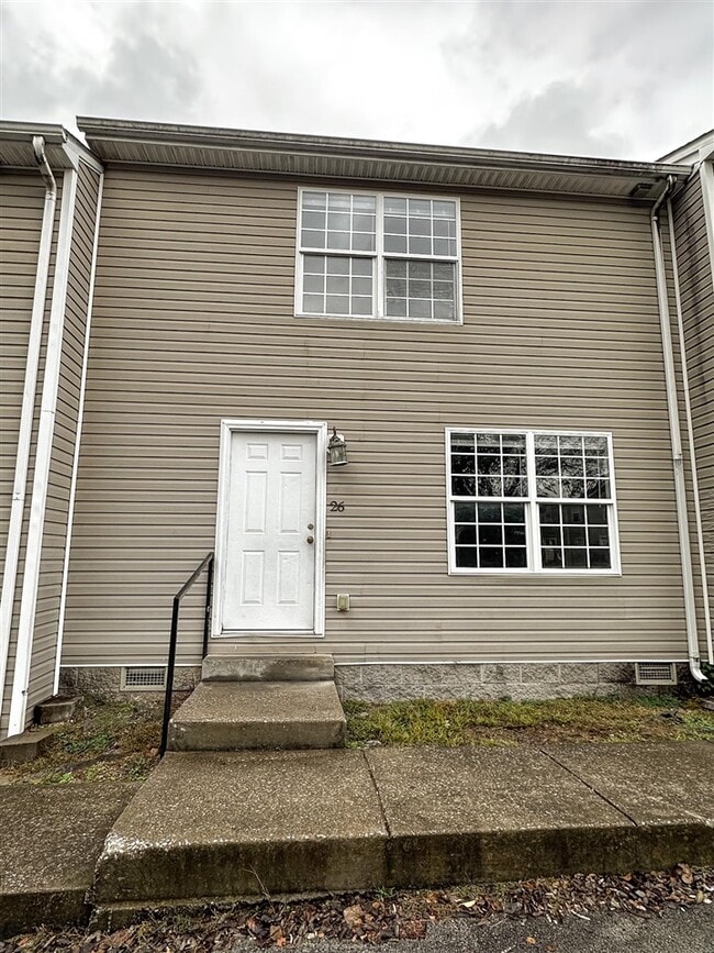 1225 N Lee Dr in Bowling Green, KY - Building Photo - Building Photo