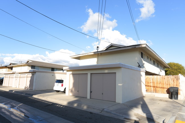 12161 Bailey St in Garden Grove, CA - Foto de edificio - Building Photo