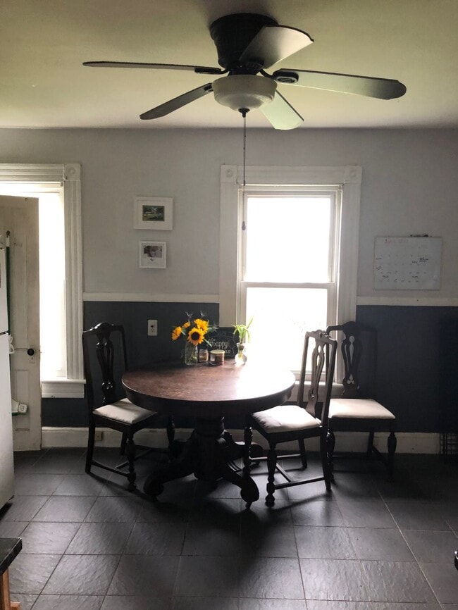 43 Nichols Ave, Unit 1 in Fairfield, CT - Foto de edificio - Building Photo