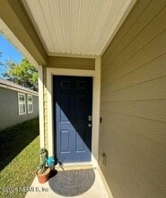 5858 Calvary Dr in Jacksonville, FL - Building Photo - Building Photo