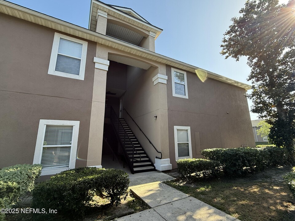 9670 Amarante Cir in Jacksonville, FL - Foto de edificio