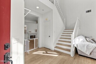 2648 Fallen Leaf Ct in Simi Valley, CA - Building Photo - Building Photo