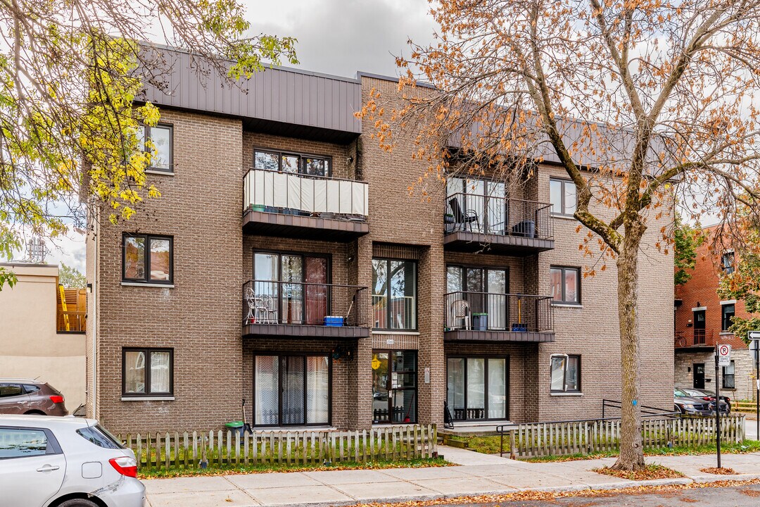 2060 De Villiers Rue in Montréal, QC - Building Photo
