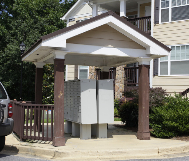 The Madison at Village Green in Smyrna, GA - Foto de edificio - Building Photo