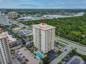 3000 E Sunrise Blvd in Fort Lauderdale, FL - Building Photo - Building Photo