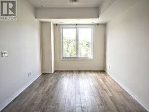 2635 William Jackson Dr in Pickering, ON - Building Photo - Building Photo