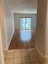 50 Menores Ave, Unit 505 in Coral Gables, FL - Building Photo - Building Photo