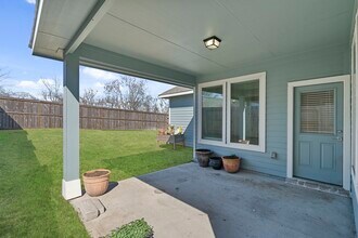 33130 School Hl Rd in Fulshear, TX - Building Photo - Building Photo