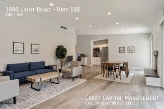 1300 Light Road, Unit Unit 106 in Oswego, IL - Building Photo - Building Photo