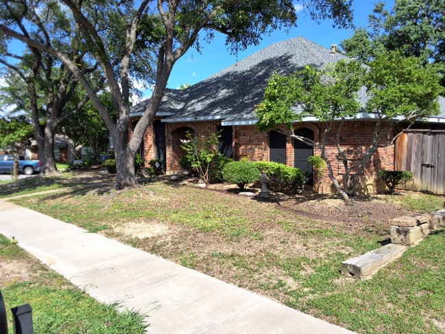 property at 1710 Buena Vista Ave