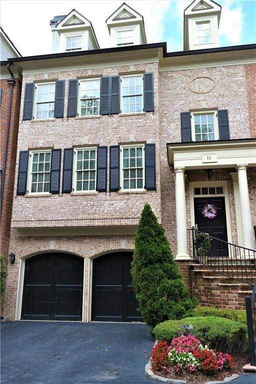 property at 3475 Roxboro Rd NE