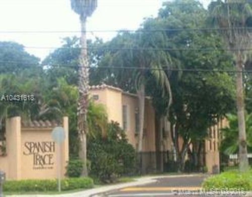 10790 N Kendall Dr-Unit -UnitC23 in Miami, FL - Building Photo - Building Photo