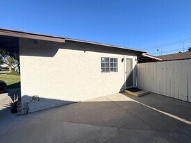 1322 N Campus Ave in Upland, CA - Building Photo