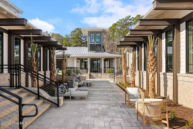 property at 4711 Azalea Landing Dr