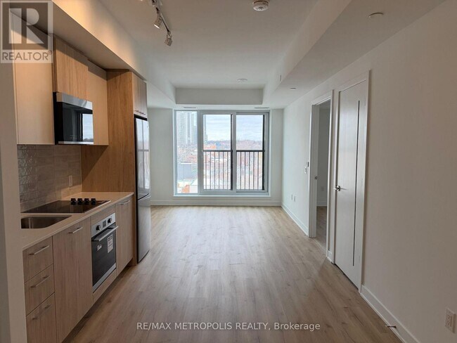 property at 30 Dreamers Wy