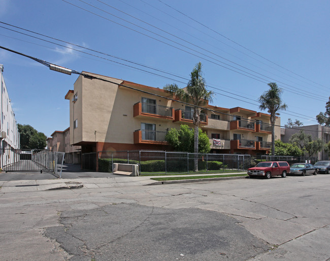 Columbus Apartments in North Hills, CA - Building Photo - Building Photo