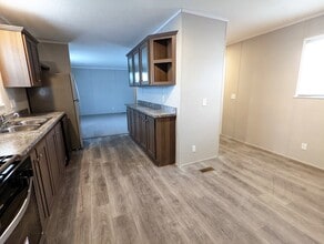 630 Oregon St in Belleville, MI - Building Photo - Building Photo