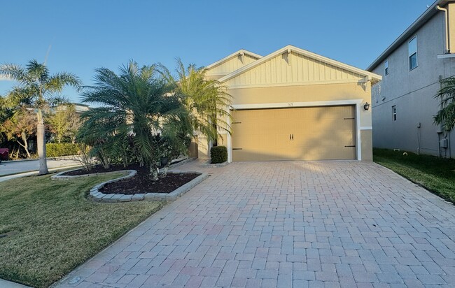 property at 519 Bottlebrush Loop