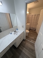 1005 Hickory Hill Ln in Nashville, TN - Building Photo - Building Photo