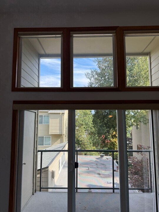 2939 79th Ave SE in Mercer Island, WA - Building Photo
