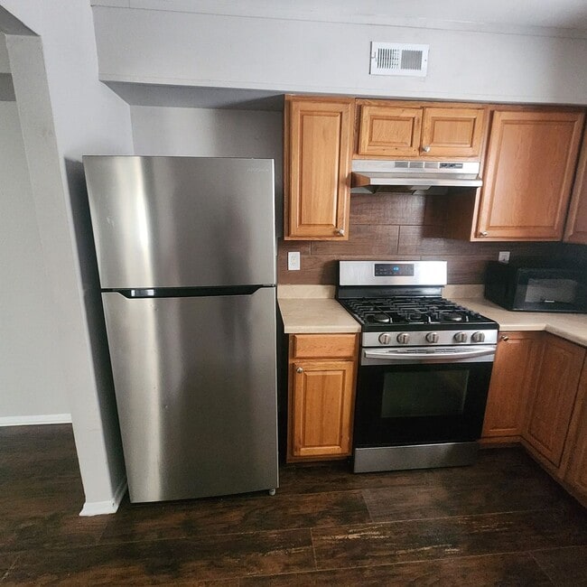 11 Lamont Ct in Sicklerville, NJ - Building Photo - Building Photo
