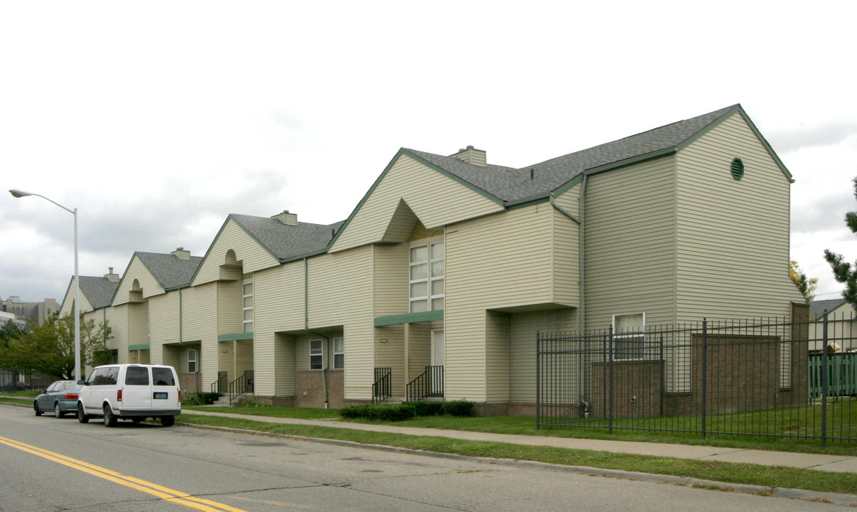 Clement Kern Gardens in Detroit, MI - Building Photo