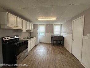 1013 Bergen Ct in Scranton, PA - Building Photo - Building Photo