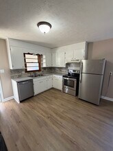 1842 Orchard Dr in Lenoir, NC - Building Photo - Building Photo