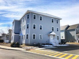 2 Coburn St in Framingham, MA - Building Photo