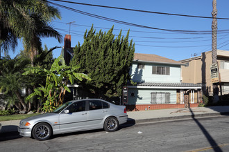 Edgewood Apartments in Inglewood, CA - Building Photo - Building Photo