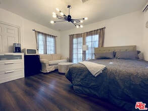 1500 Midvale Ave in Los Angeles, CA - Building Photo - Building Photo